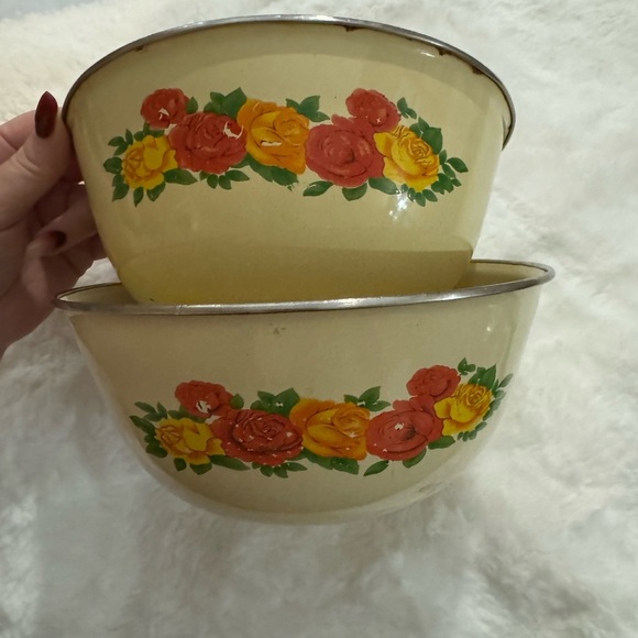 American Vintage Other - Vintage Floral Enamel Large Mixing Bowls with Roses Floral Flower Cottagecore